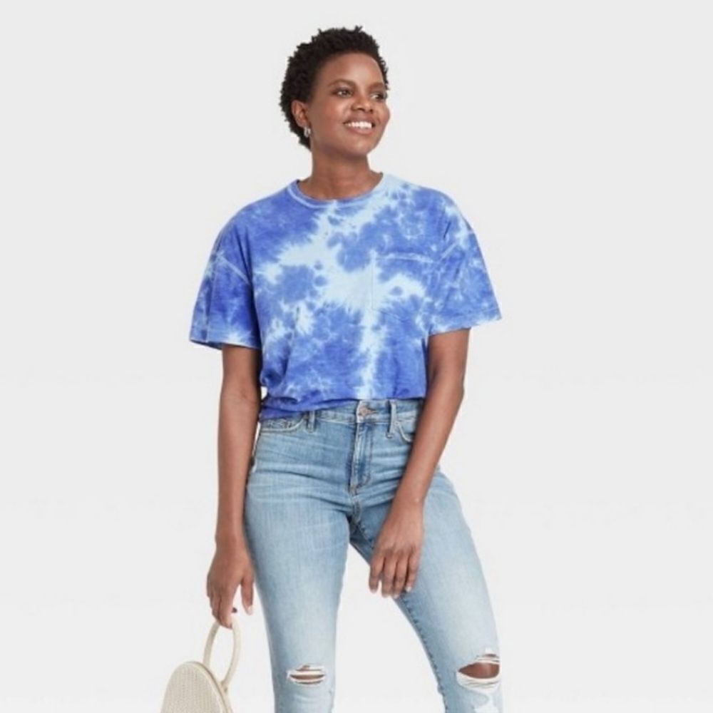 NWT UniversalThread Boxy Pocket Tee